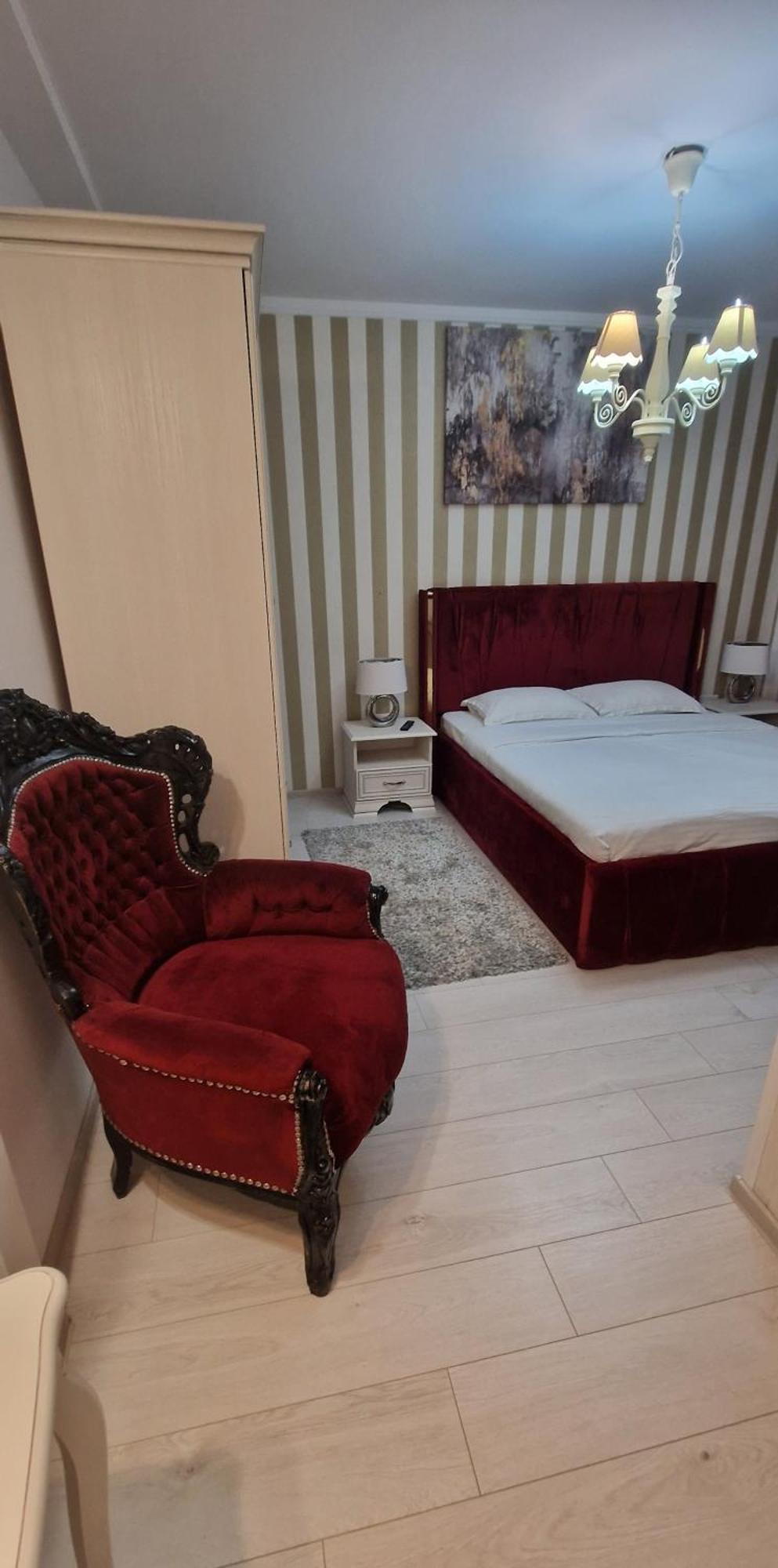 غالات Hotel Jolie Apartments المظهر الخارجي الصورة