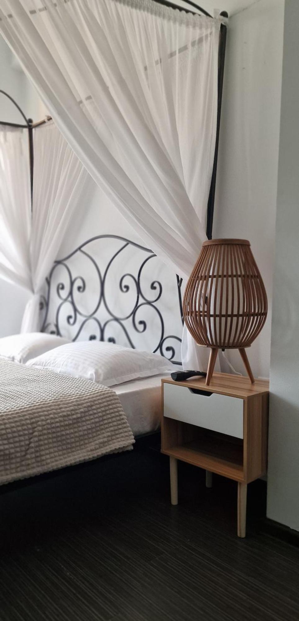 غالات Hotel Jolie Apartments المظهر الخارجي الصورة