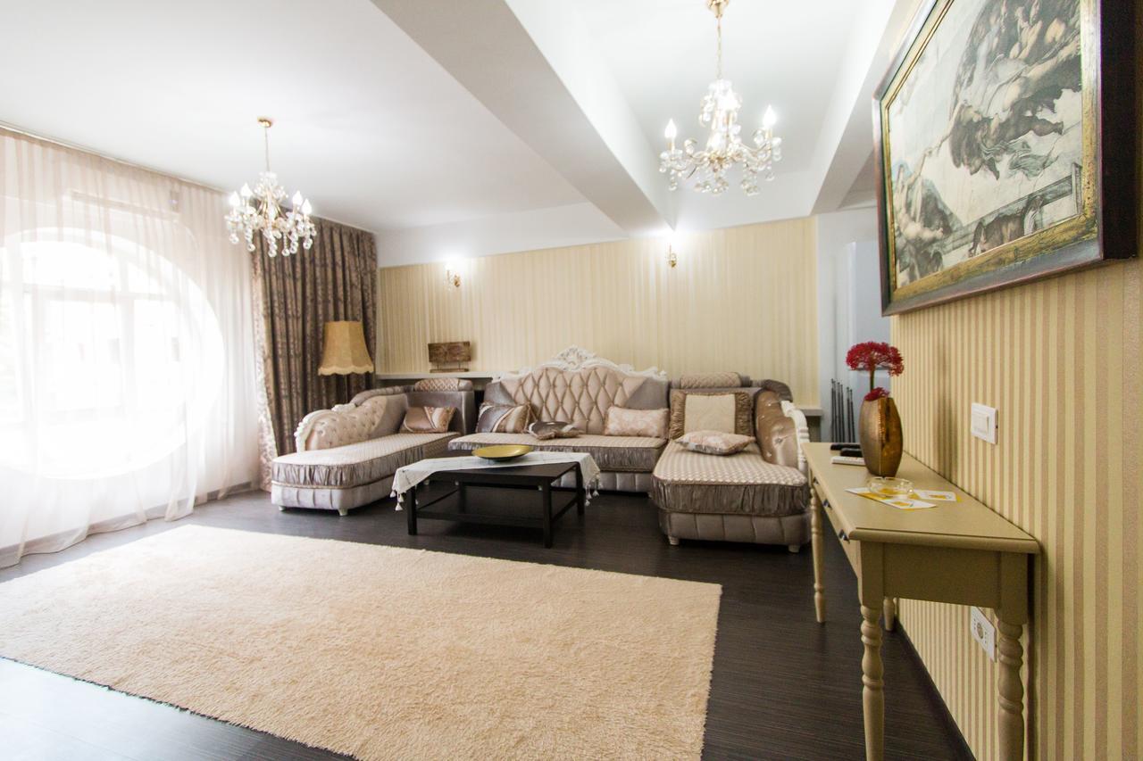 غالات Hotel Jolie Apartments المظهر الخارجي الصورة