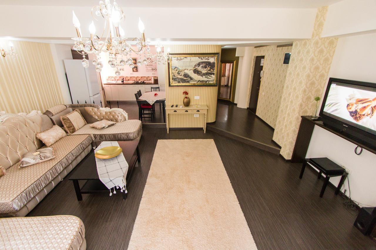 غالات Hotel Jolie Apartments المظهر الخارجي الصورة